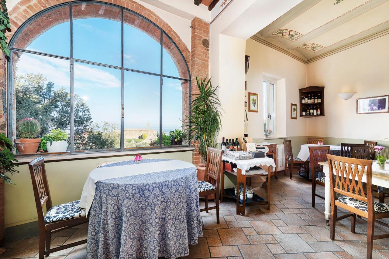 Albergo Il Giglio Montalcino Exterior foto