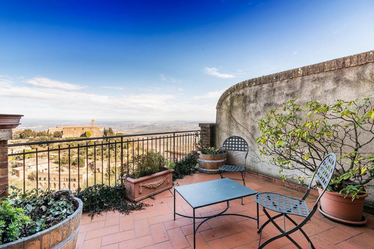 Albergo Il Giglio Montalcino Exterior foto
