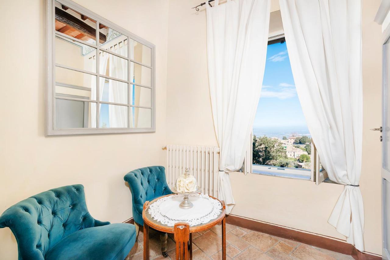 Albergo Il Giglio Montalcino Exterior foto