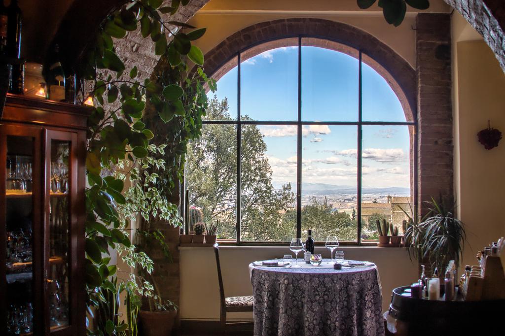 Albergo Il Giglio Montalcino Exterior foto