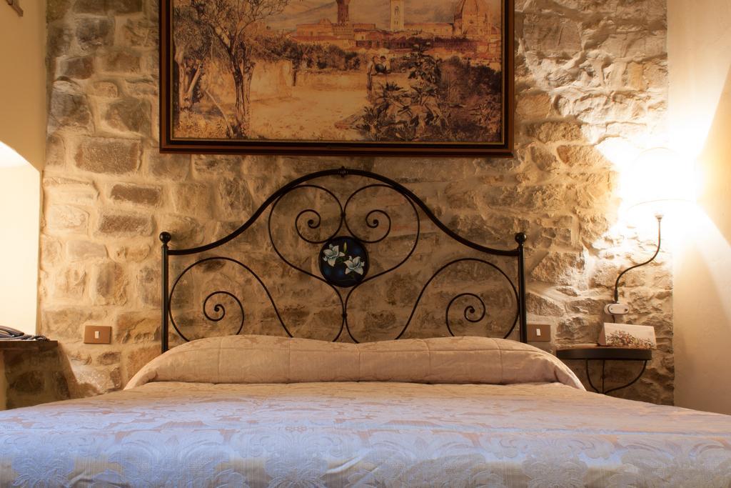 Albergo Il Giglio Montalcino Exterior foto