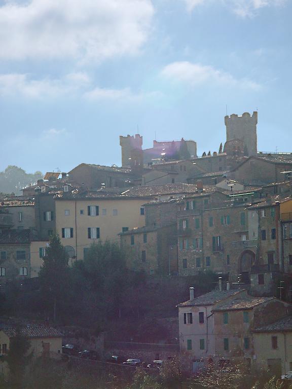 Albergo Il Giglio Montalcino Exterior foto